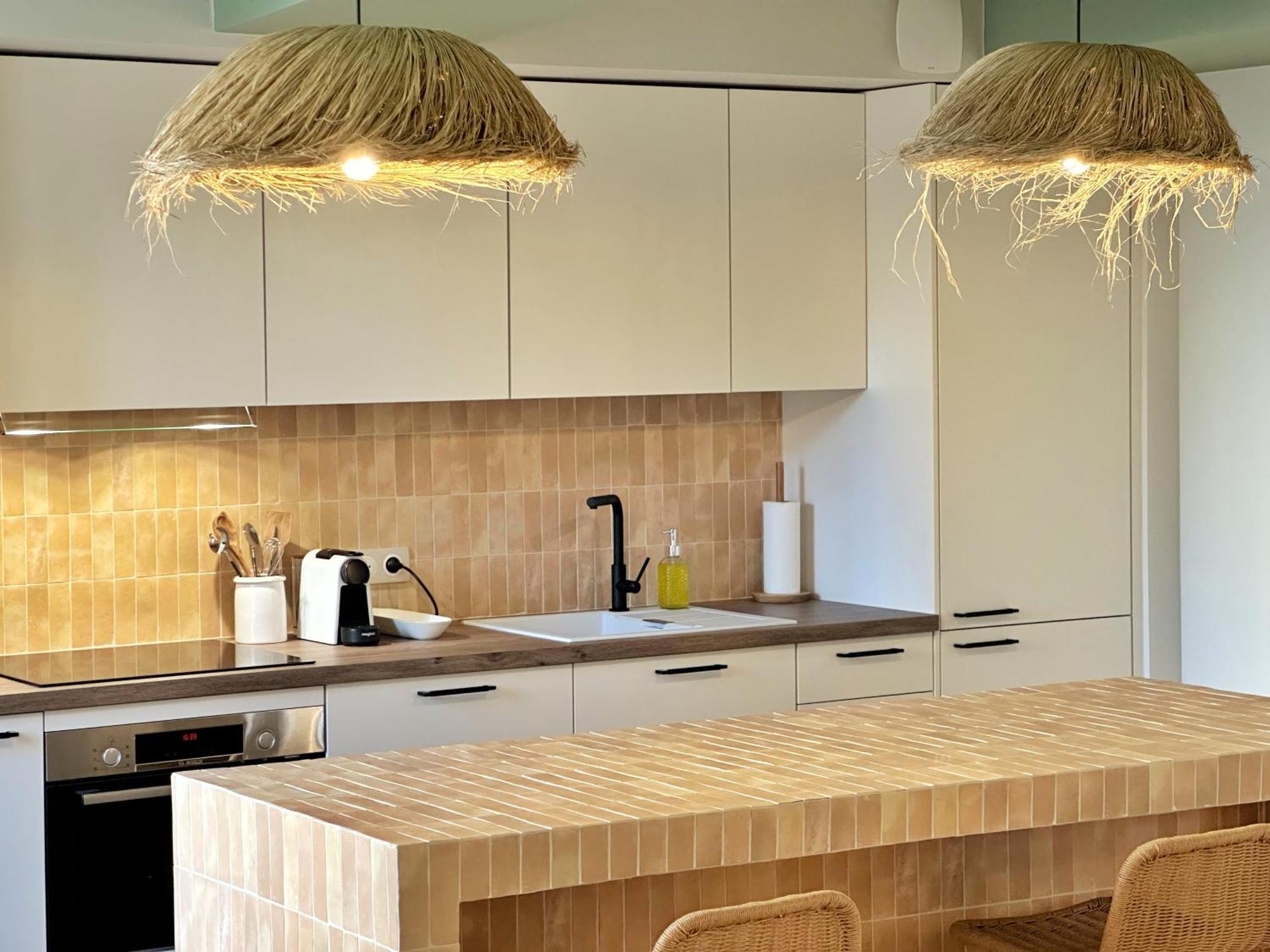 La Maison Cavet 5 Appartements De Standing Au Coeur Du Village 사나리쉬르메르 외부 사진