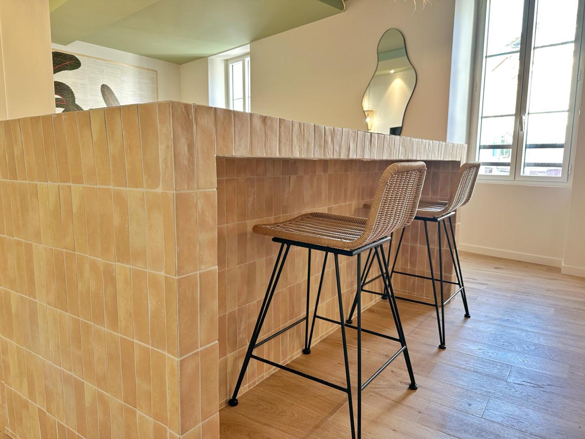 La Maison Cavet 5 Appartements De Standing Au Coeur Du Village 사나리쉬르메르 외부 사진