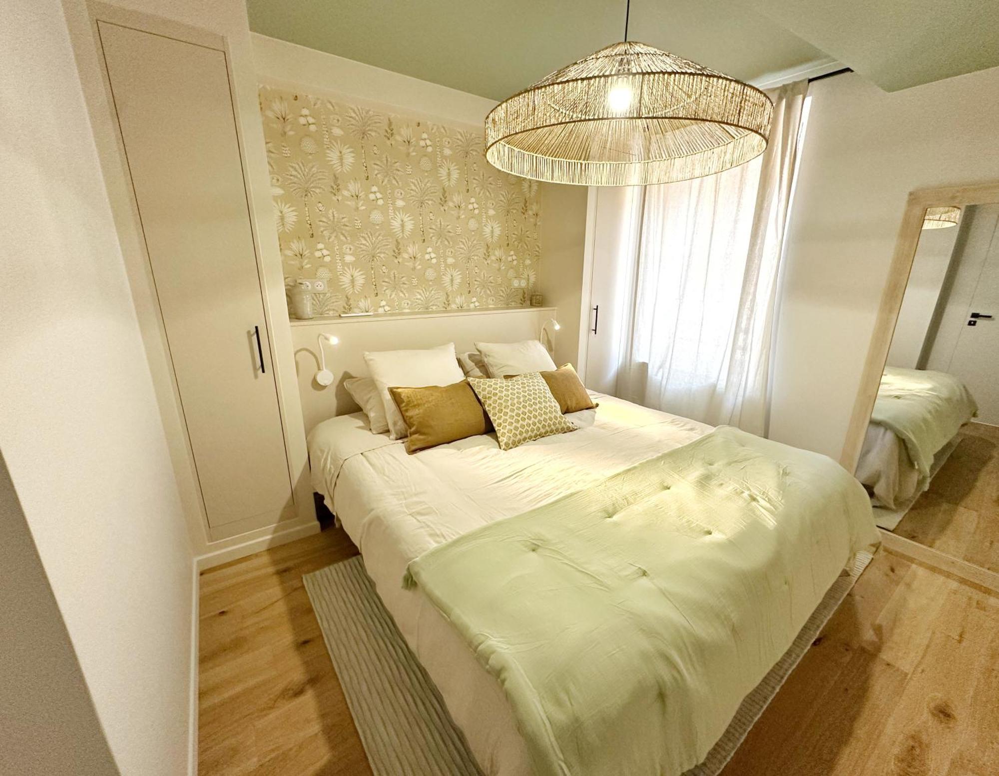 La Maison Cavet 5 Appartements De Standing Au Coeur Du Village 사나리쉬르메르 외부 사진