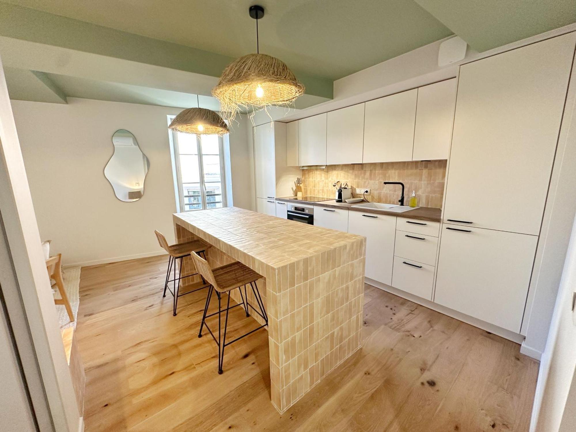 La Maison Cavet 5 Appartements De Standing Au Coeur Du Village 사나리쉬르메르 외부 사진